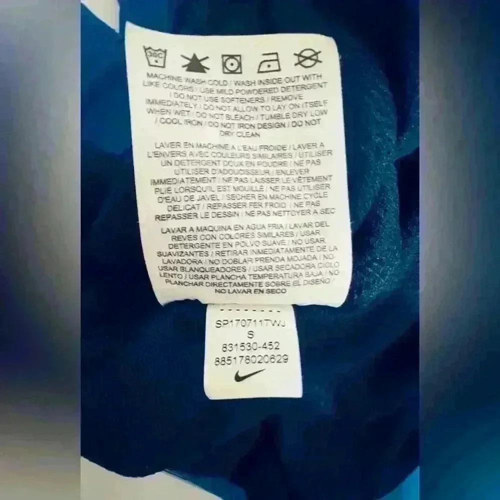 Nike Dri-FIT Miler Running T-Shirt, Women’s Small, Two Tone Violet and Navy Blue - Picture 7 of 8